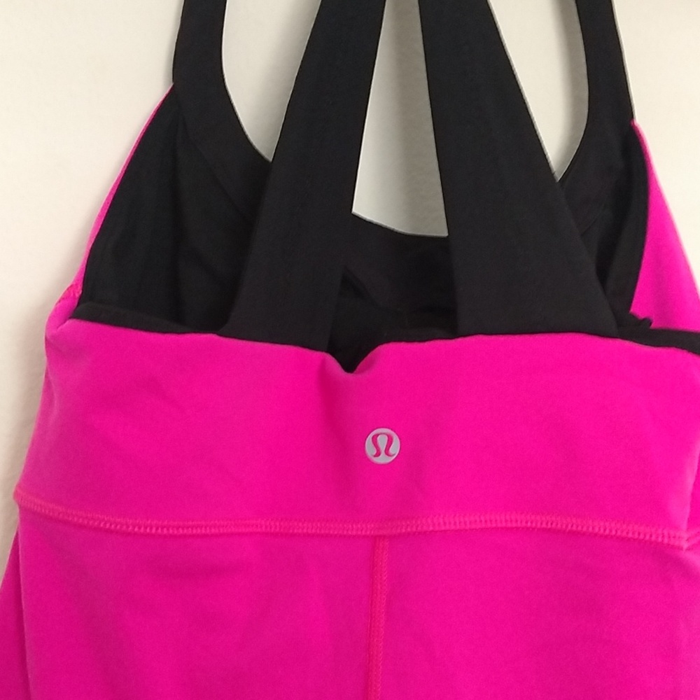 Reduced Lululemon tankbuilt in bra sz Med - Picture 3 of 4